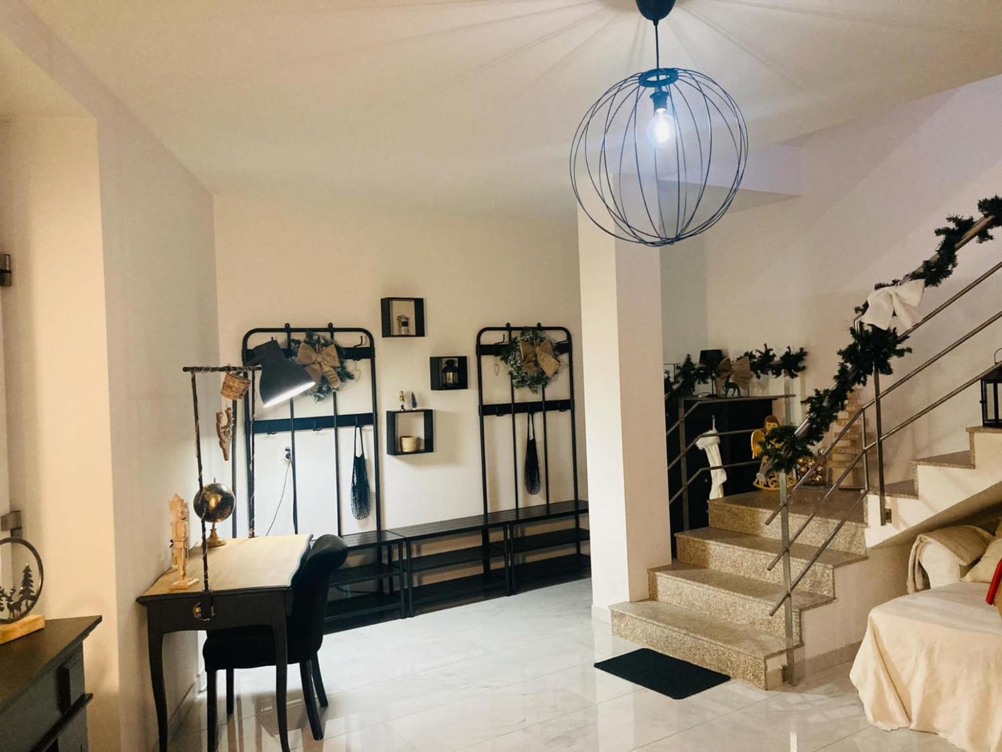 C’est une maison bleue Carcassonne Extérieur photo